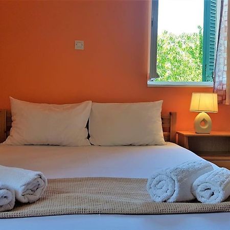 Karydia Apartments 4 Pers Lazarata Ngoại thất bức ảnh