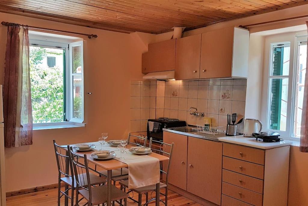 Karydia Apartments 4 Pers Lazarata Ngoại thất bức ảnh